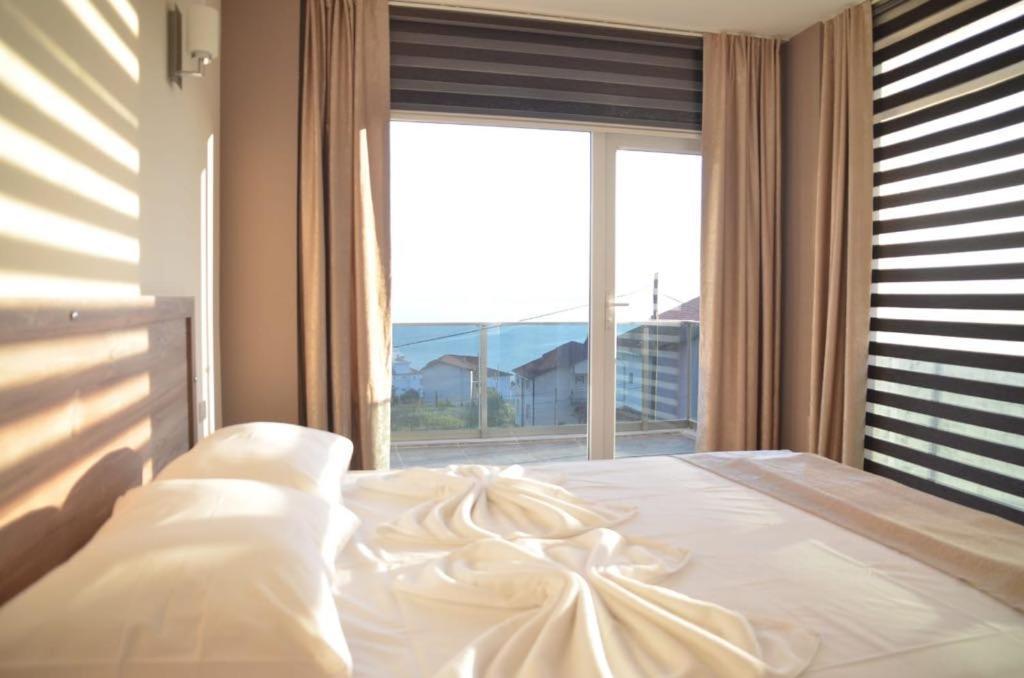 סינופ Loca Butik Hotel מראה חיצוני תמונה
