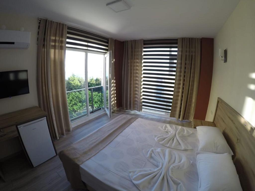 סינופ Loca Butik Hotel מראה חיצוני תמונה