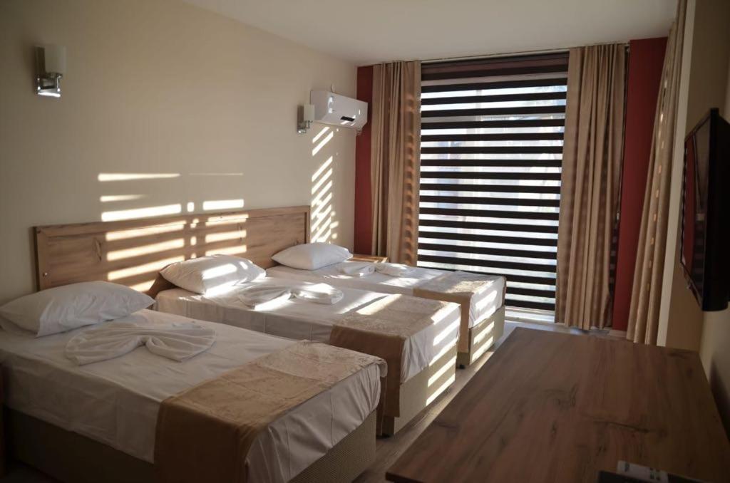 סינופ Loca Butik Hotel מראה חיצוני תמונה